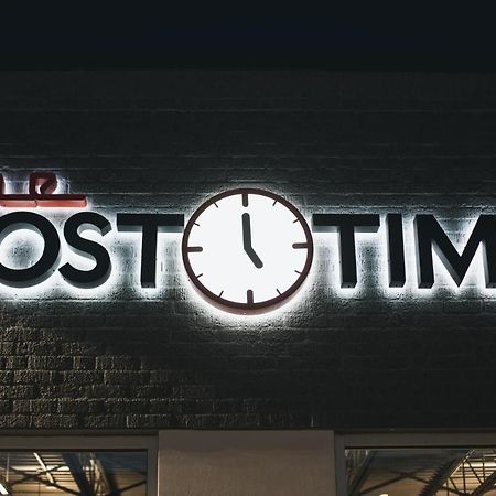 Post Time Inn Carlsbad Exterior photo