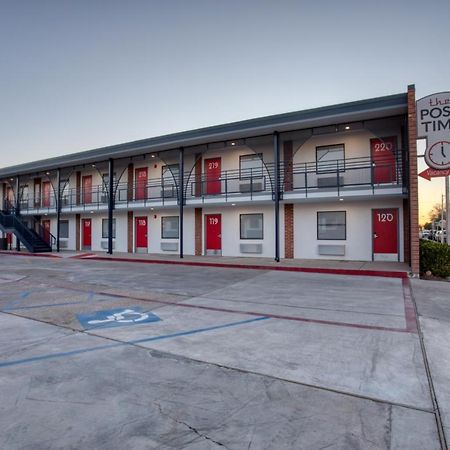Post Time Inn Carlsbad Exterior photo